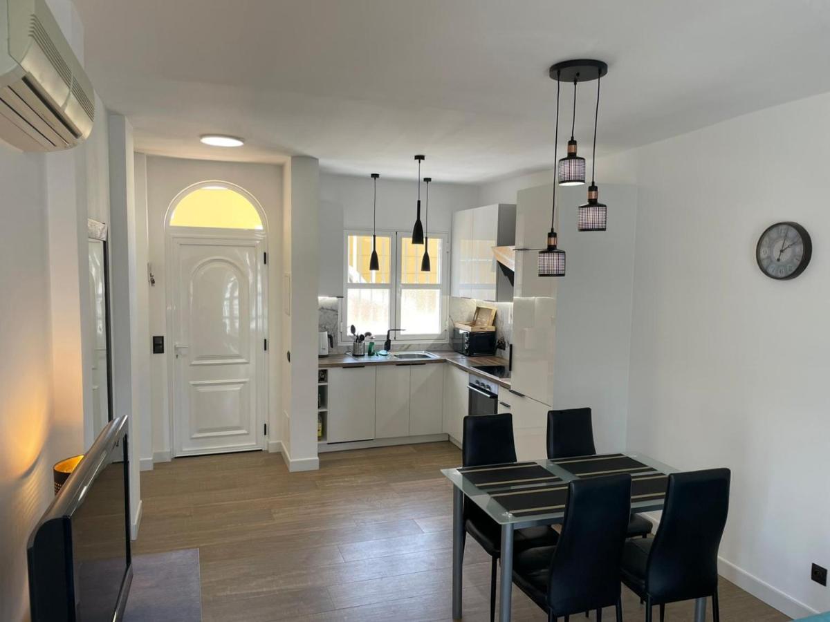 Apartment Aleksandra Orlando アデヘ エクステリア 写真